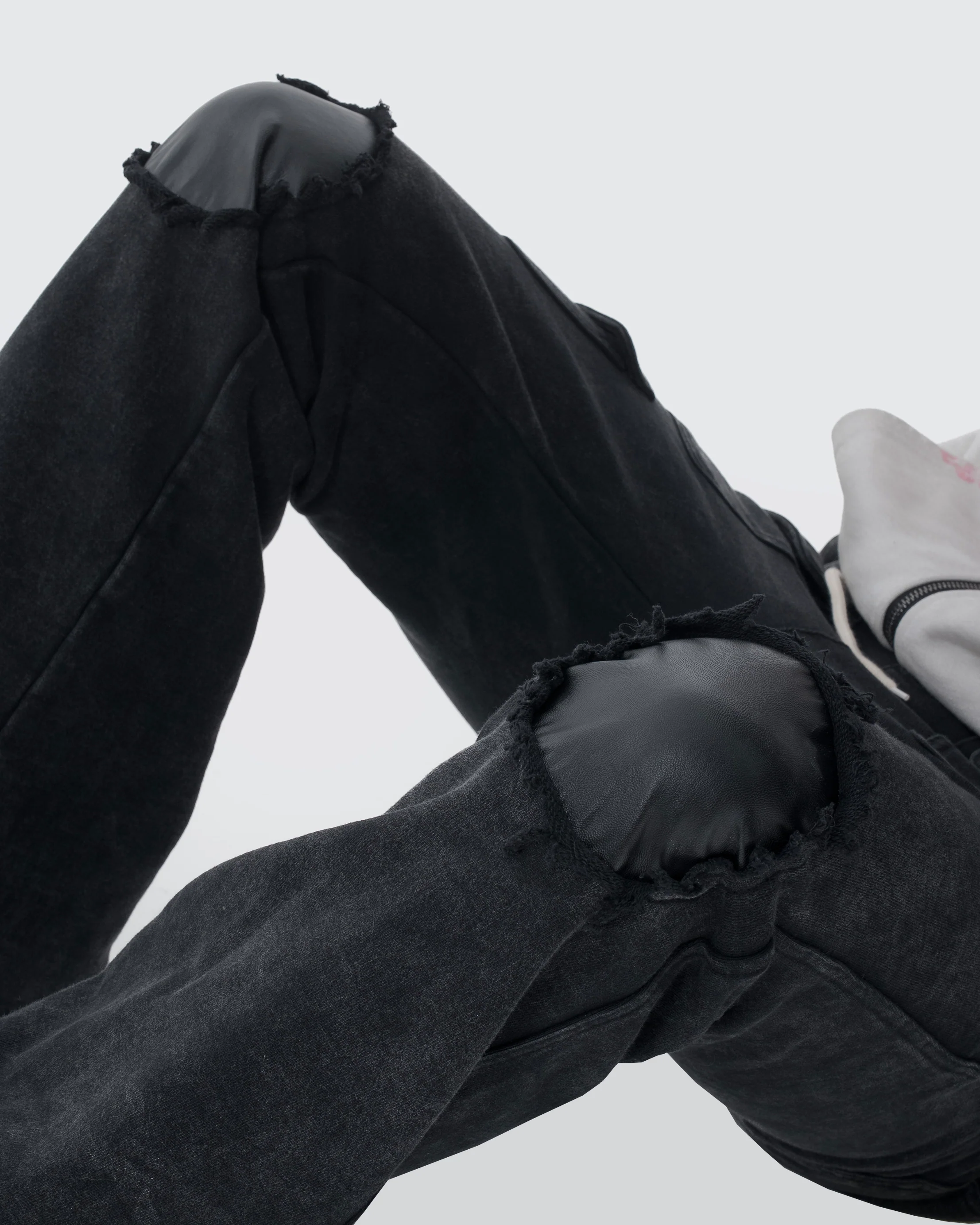 OSIRIS SWEATPANTS - Image 10